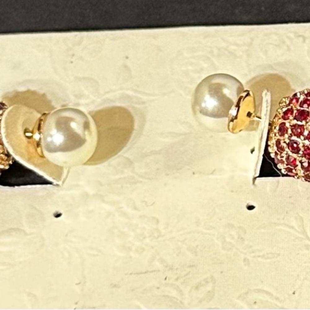 Earring and clamp or pearl bracelet set